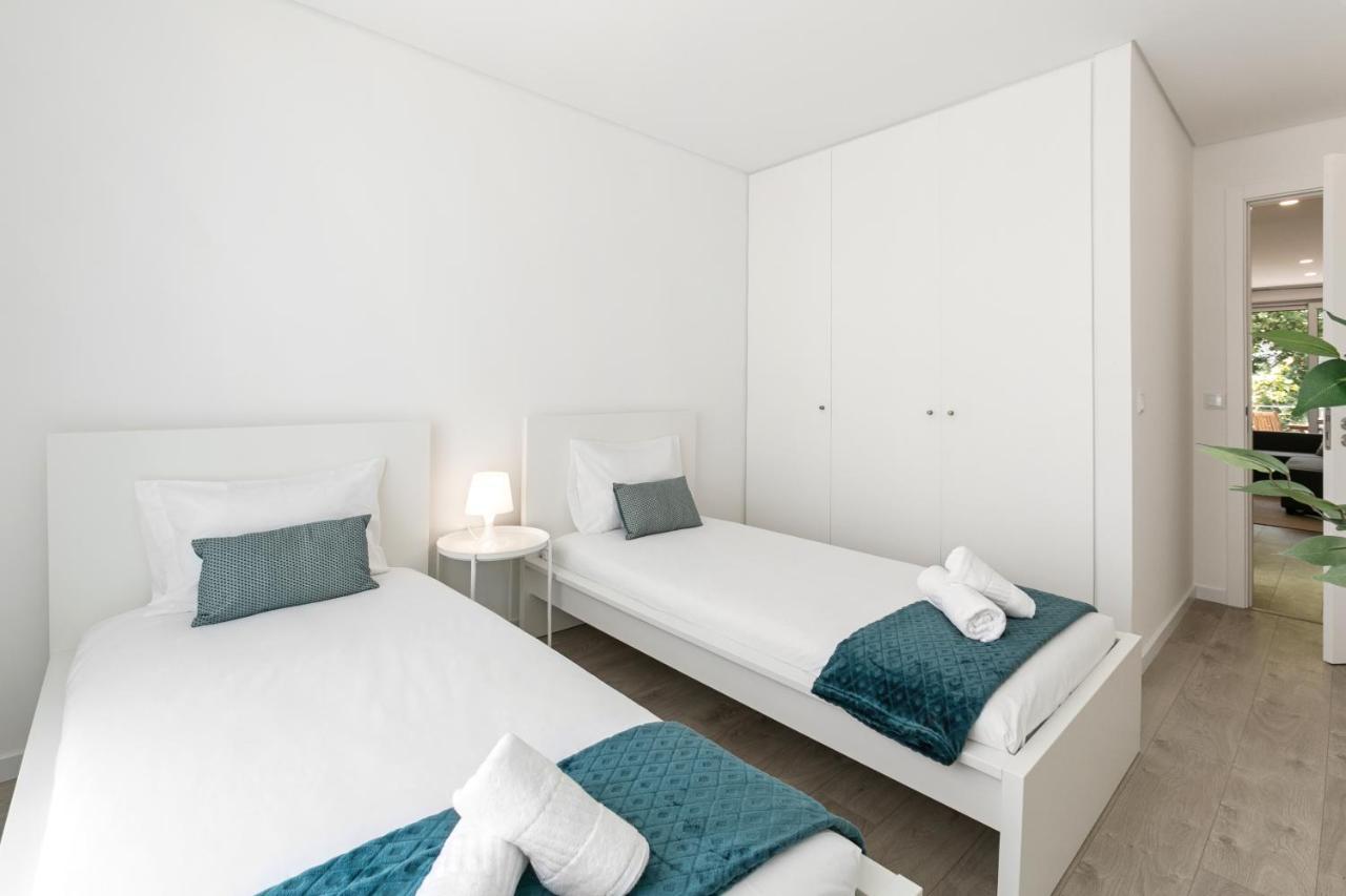 Blissful Beach Getaway Назаре Екстериор снимка